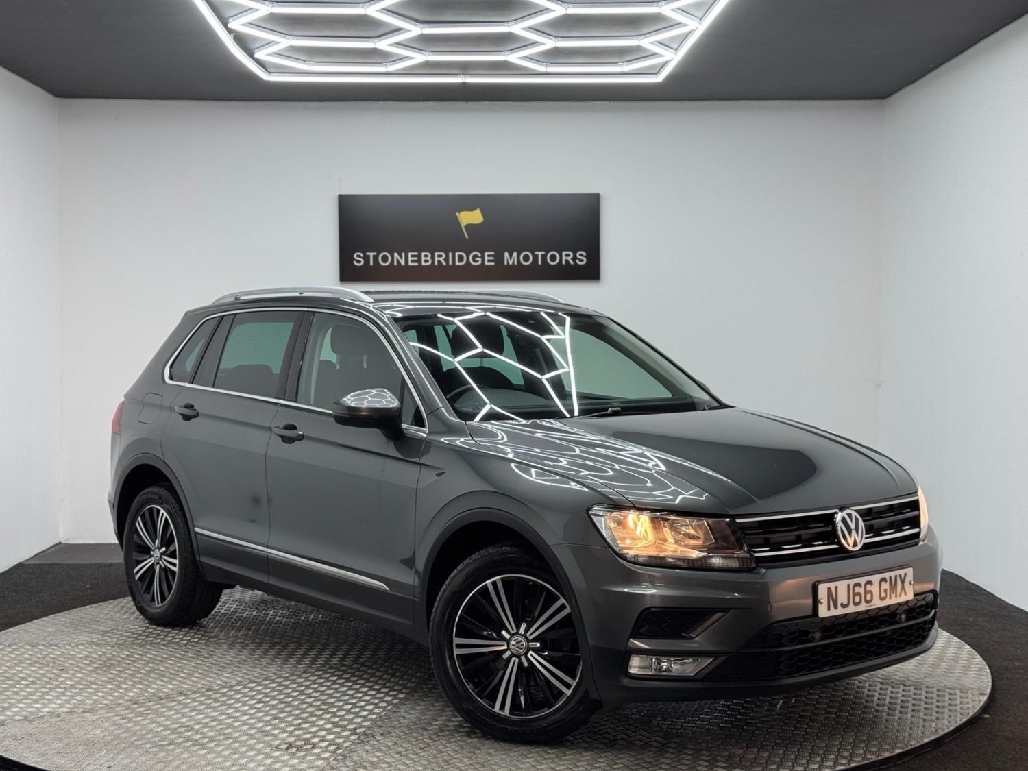 Volkswagen Tiguan Listing Image