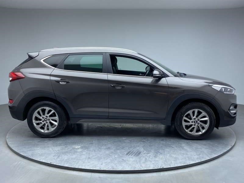 Hyundai TUCSON Listing Image