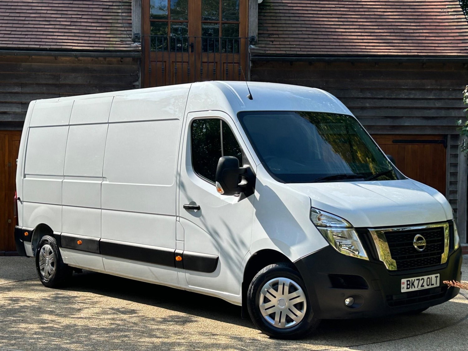 Nissan Interstar Listing Image