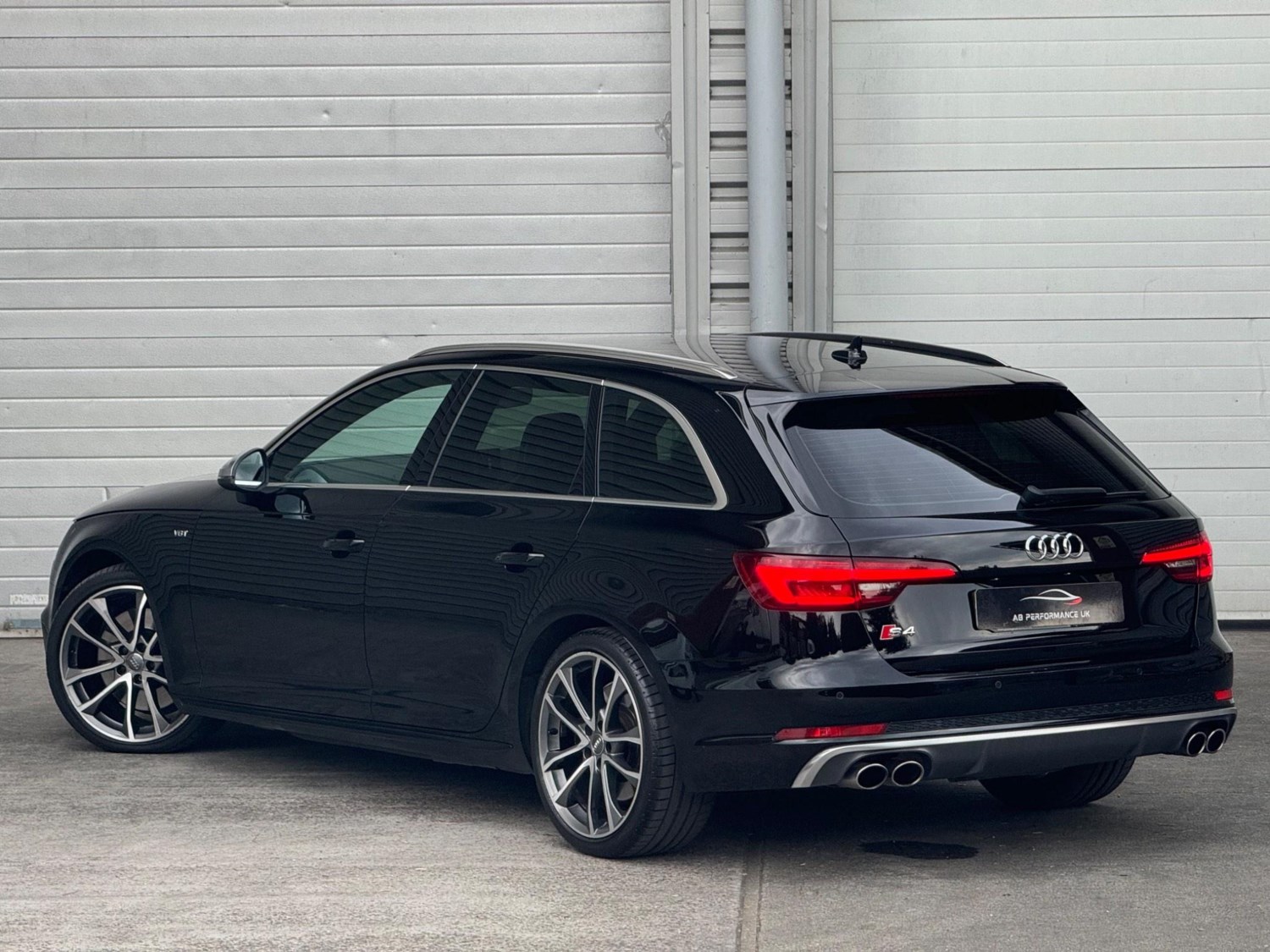 Audi S4 Listing Image