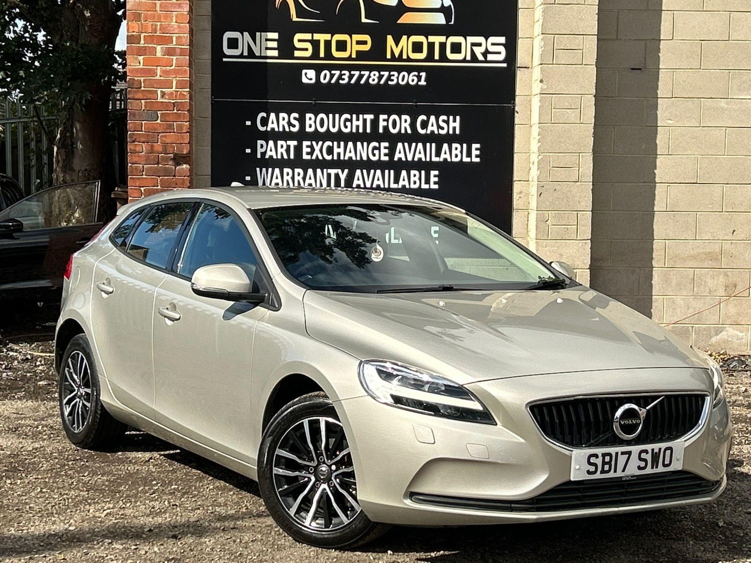 Volvo V40 Listing Image