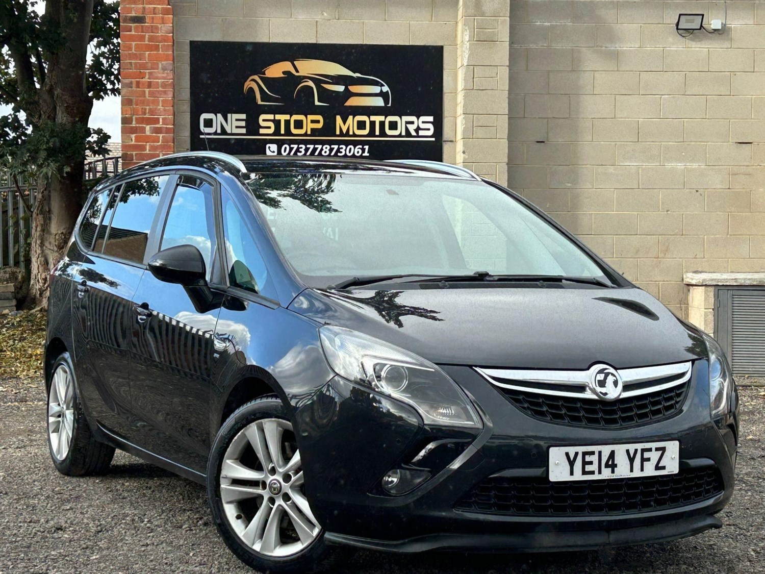 Vauxhall Zafira Tourer Listing Image