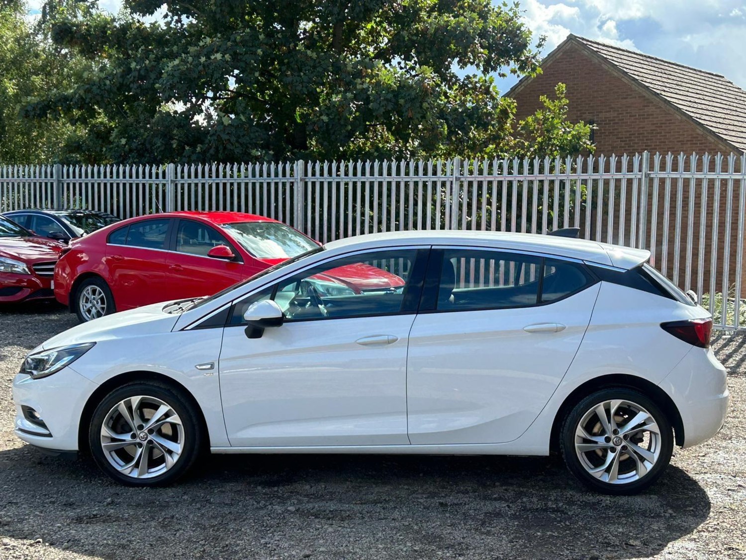 Vauxhall Astra Listing Image