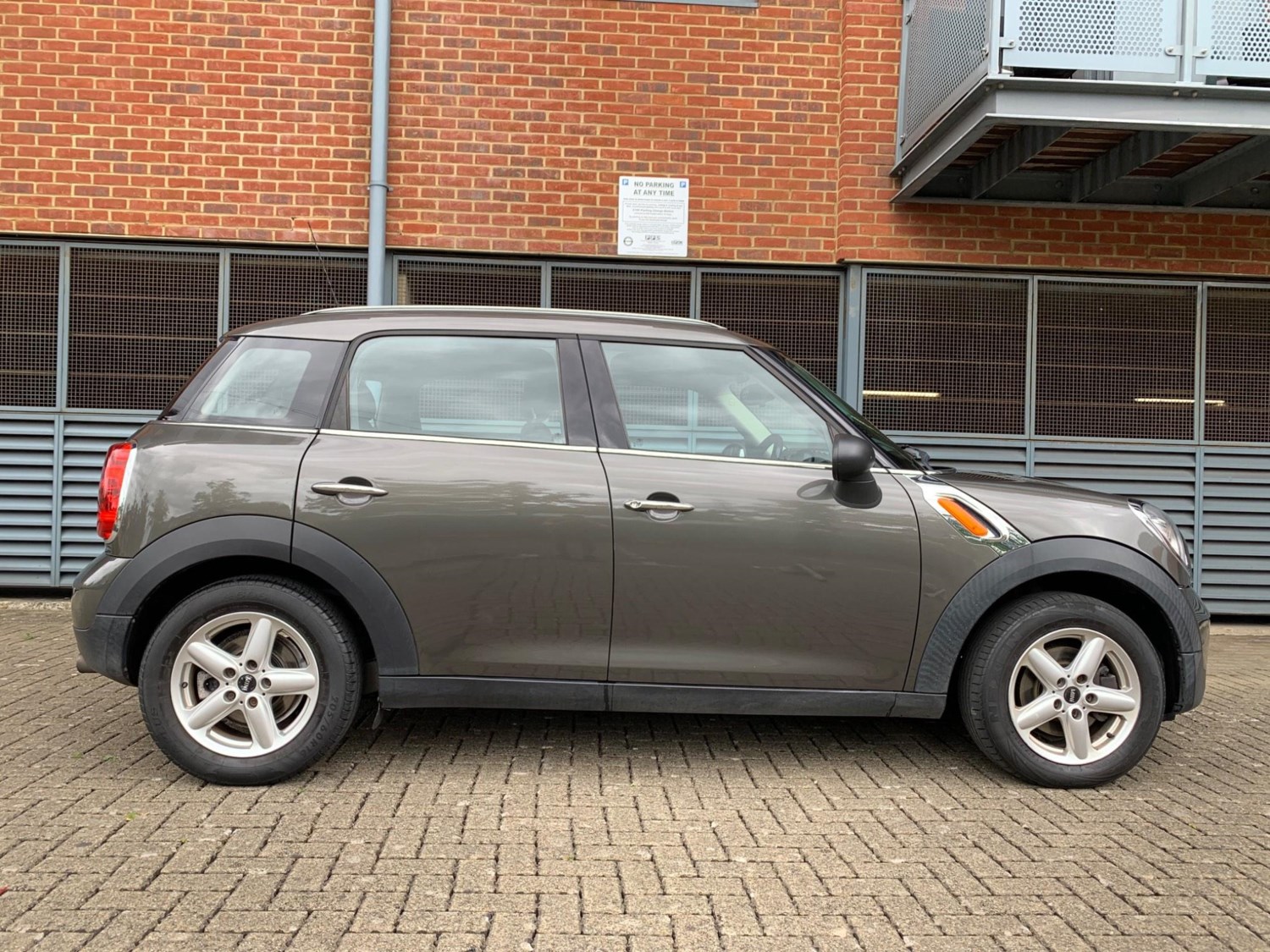 MINI Countryman Listing Image