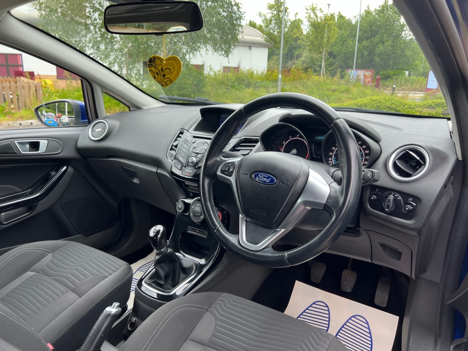 Ford Fiesta Listing Image