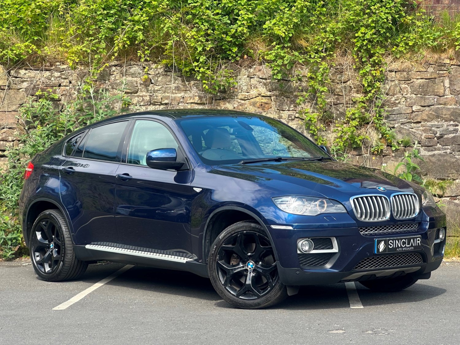 BMW X6 Listing Image