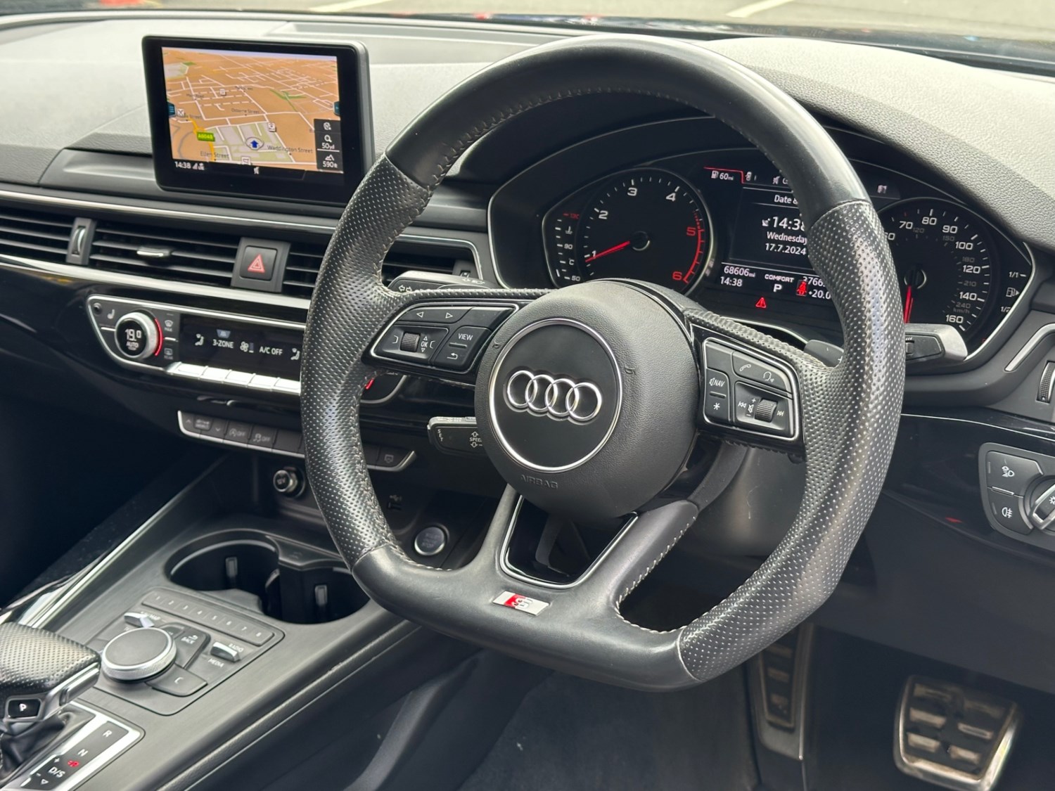 Audi A4 Listing Image