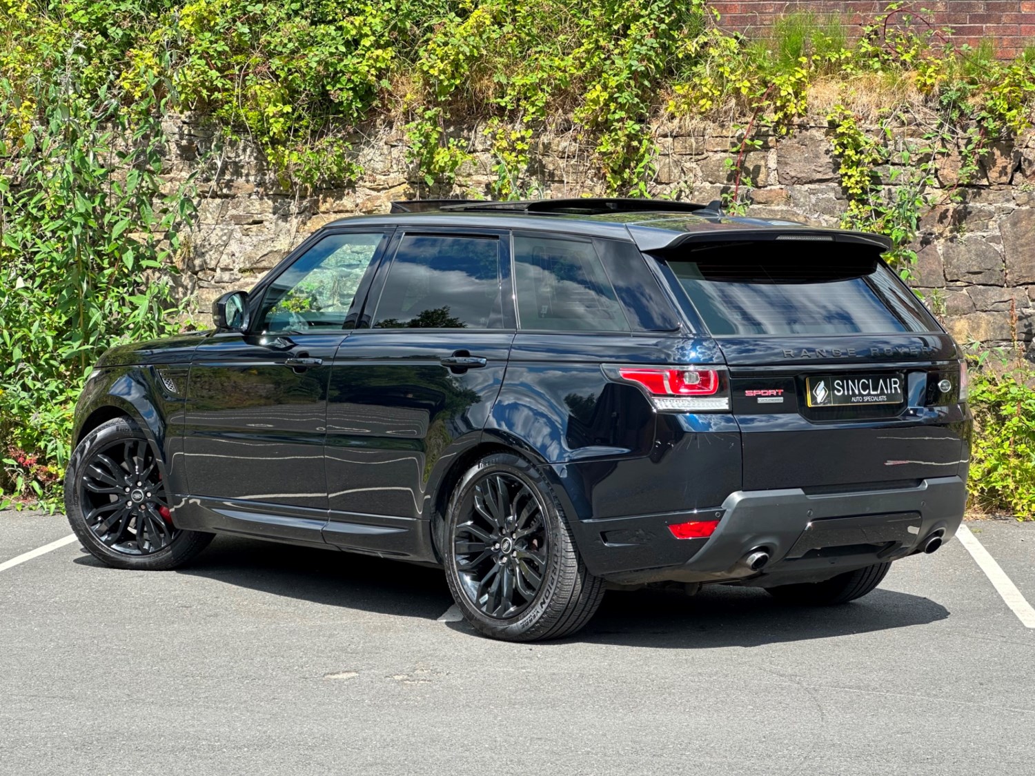 Land Rover Range Rover Sport Listing Image