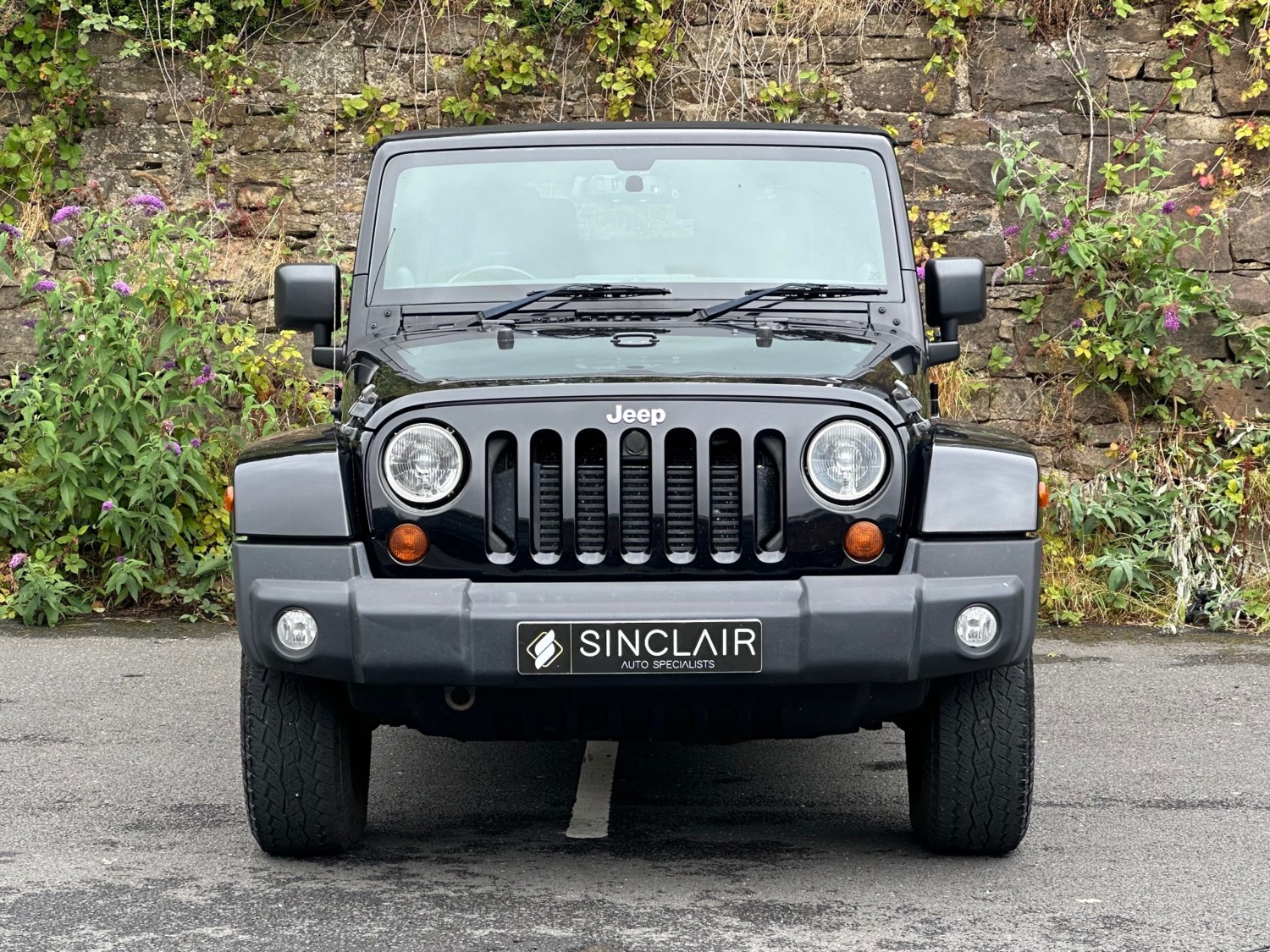 Jeep Wrangler Listing Image