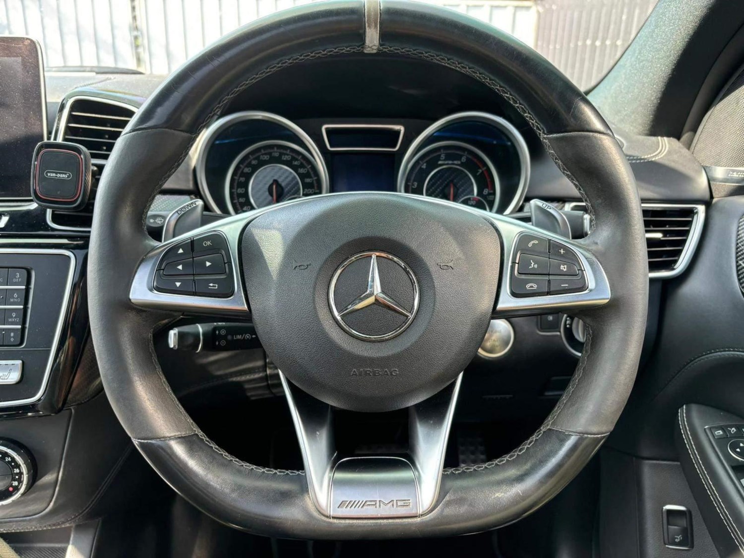 Mercedes-Benz GLE Listing Image