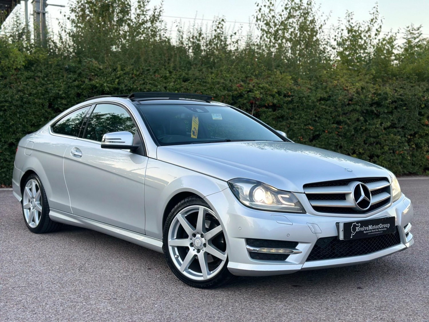 Mercedes-Benz C-Class Listing Image