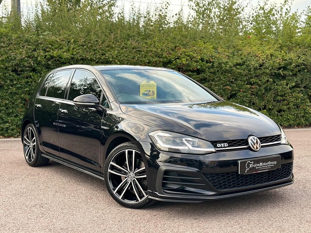 Volkswagen Golf Listing Image