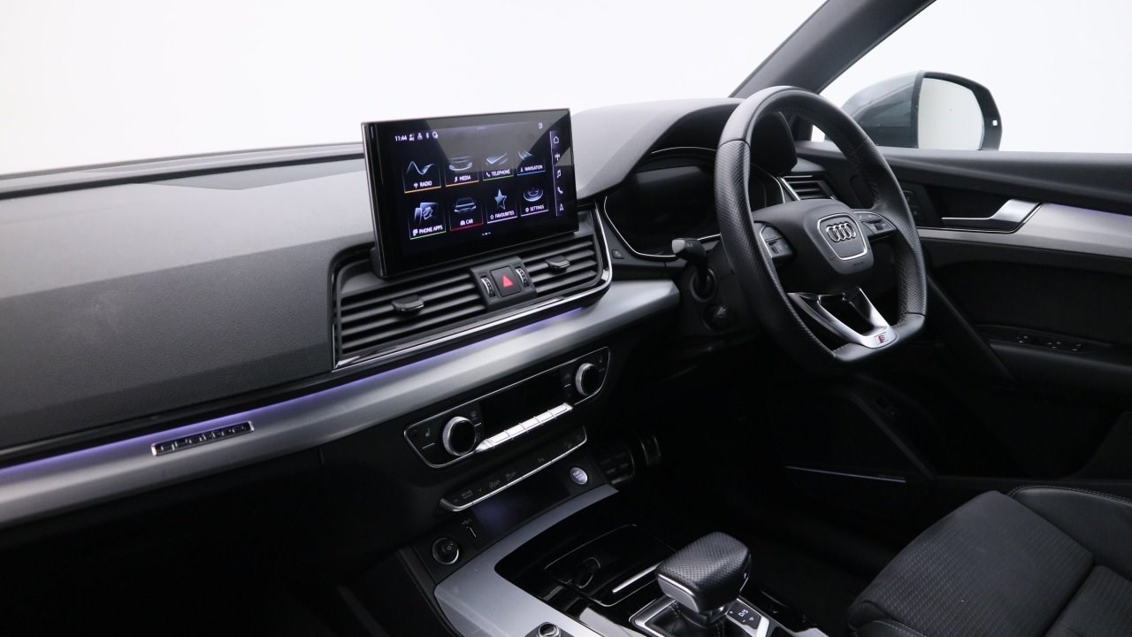 Audi Q5 Listing Image