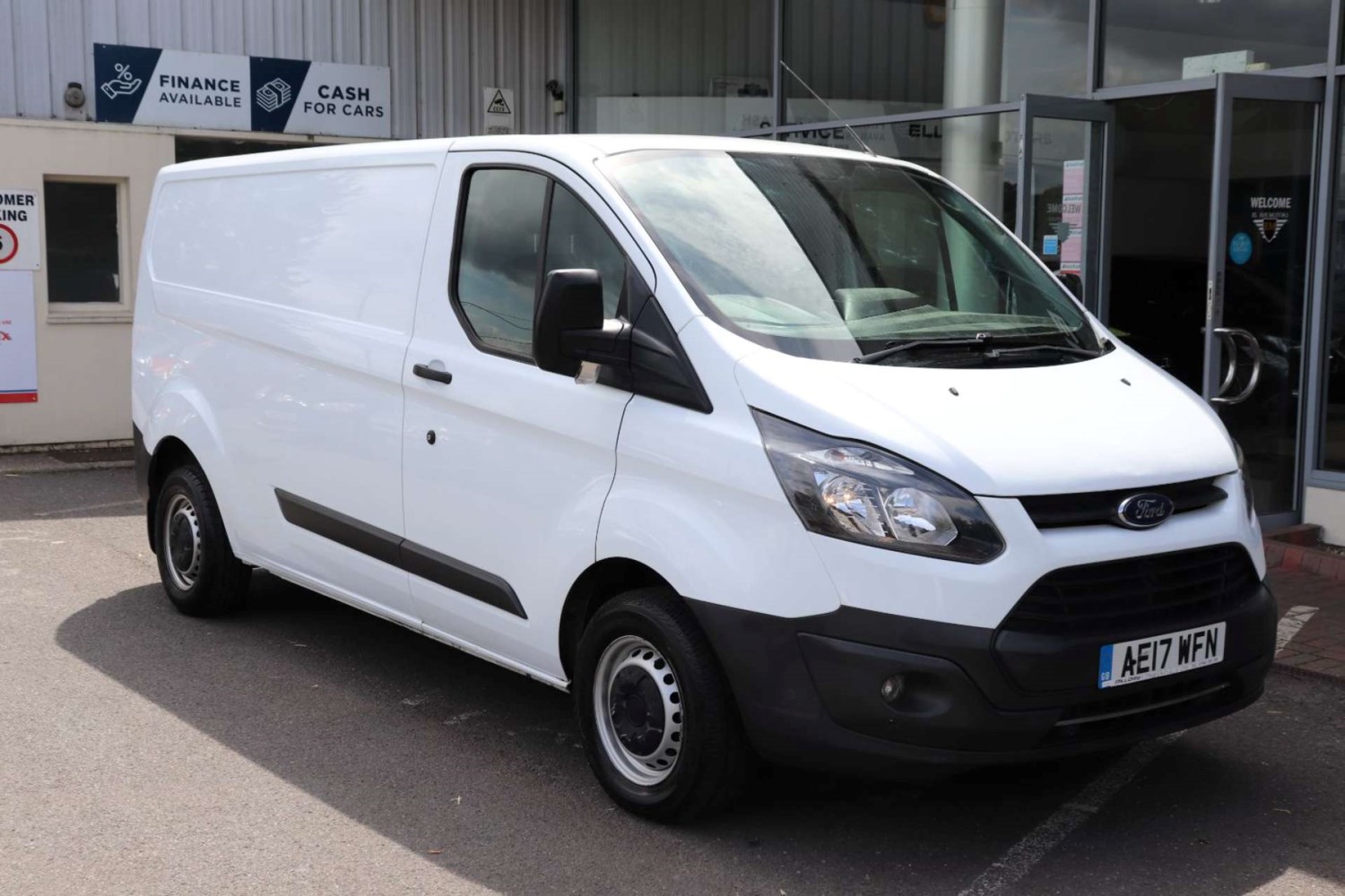 Ford Transit Custom Listing Image