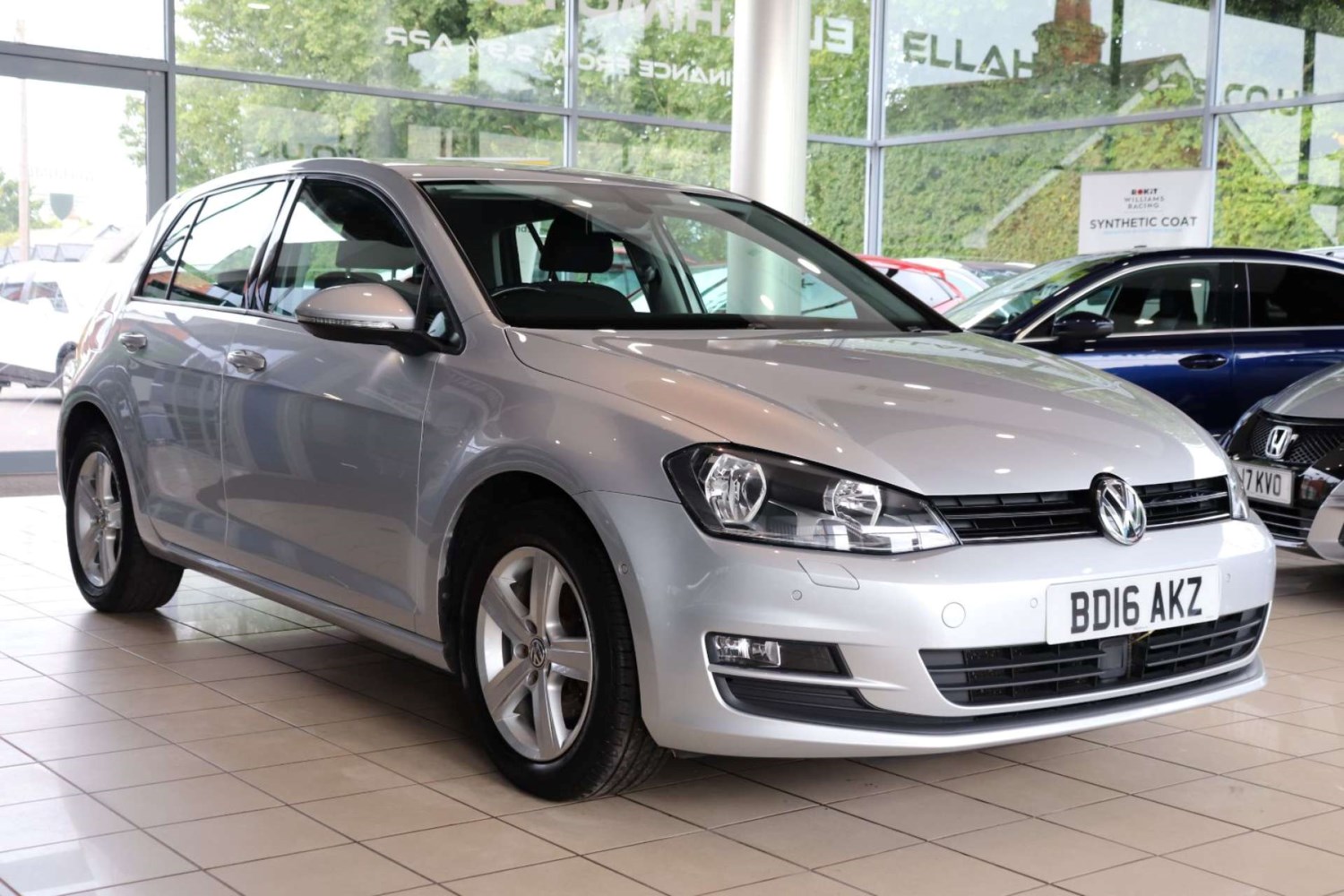 Volkswagen Golf Listing Image