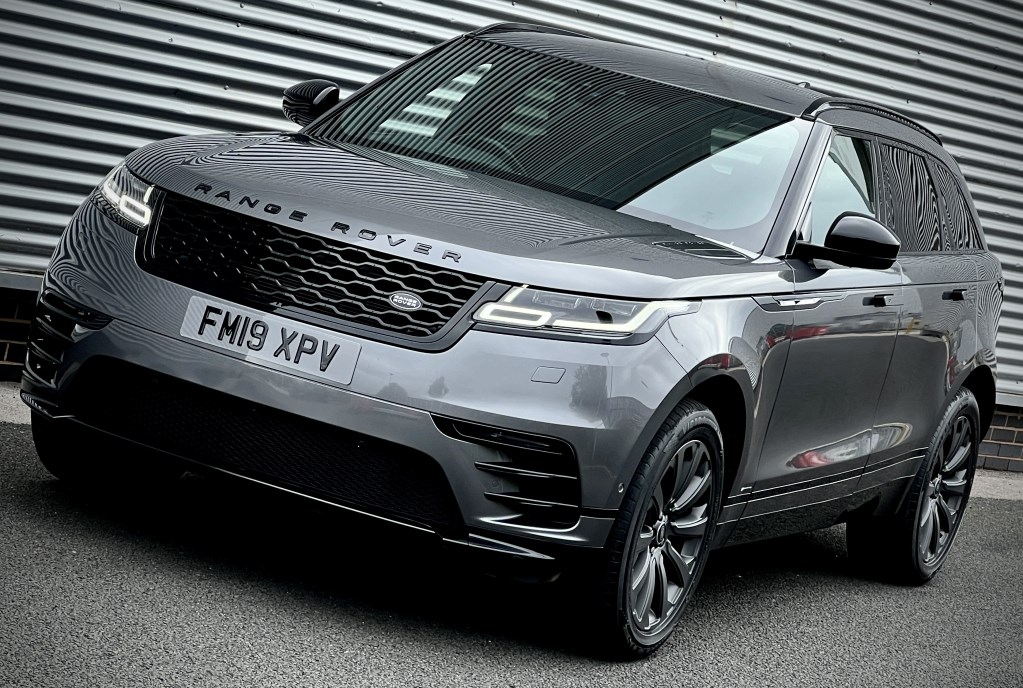 Land Rover Range Rover Velar Listing Image