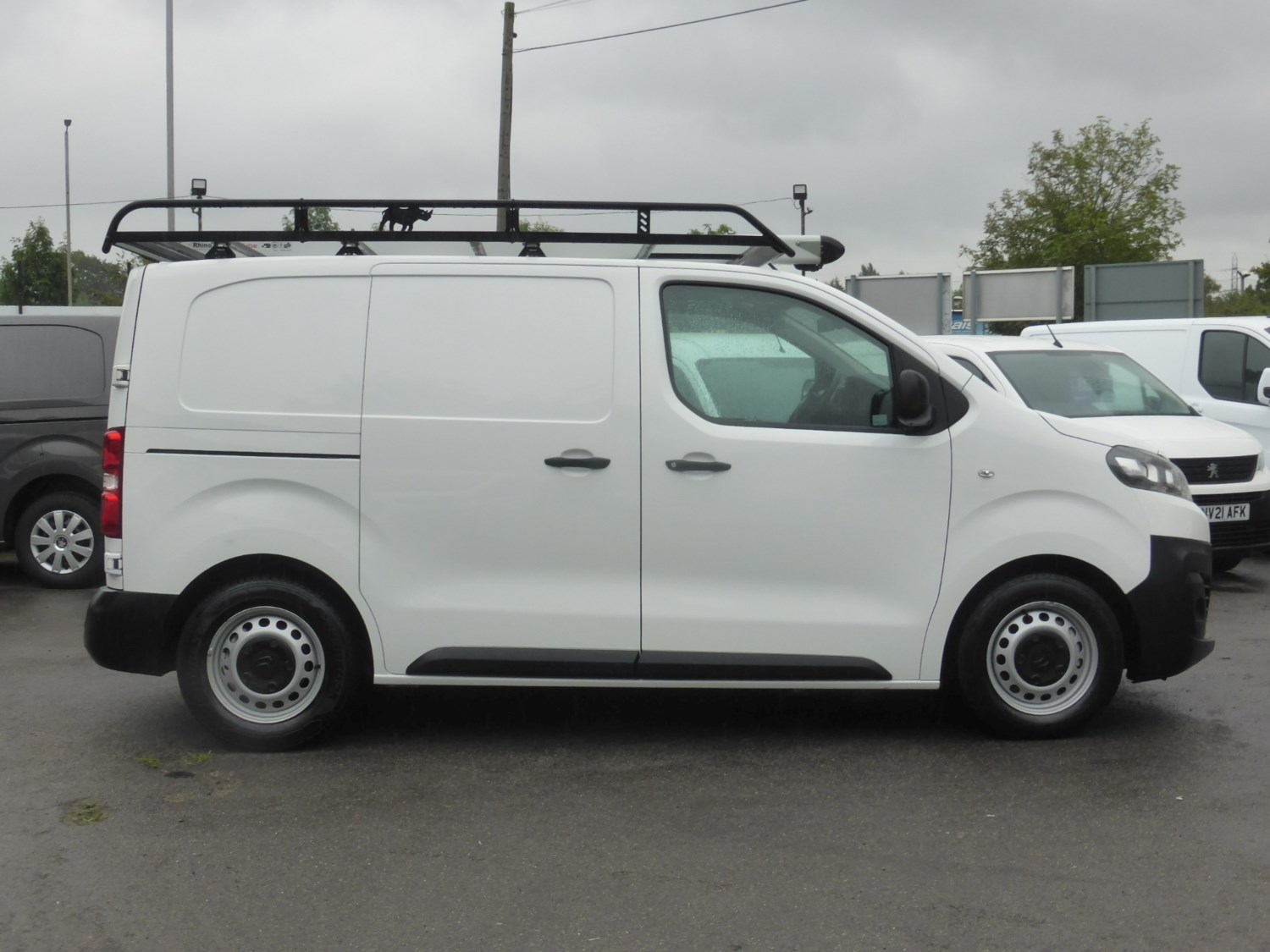 Citroen Dispatch Listing Image