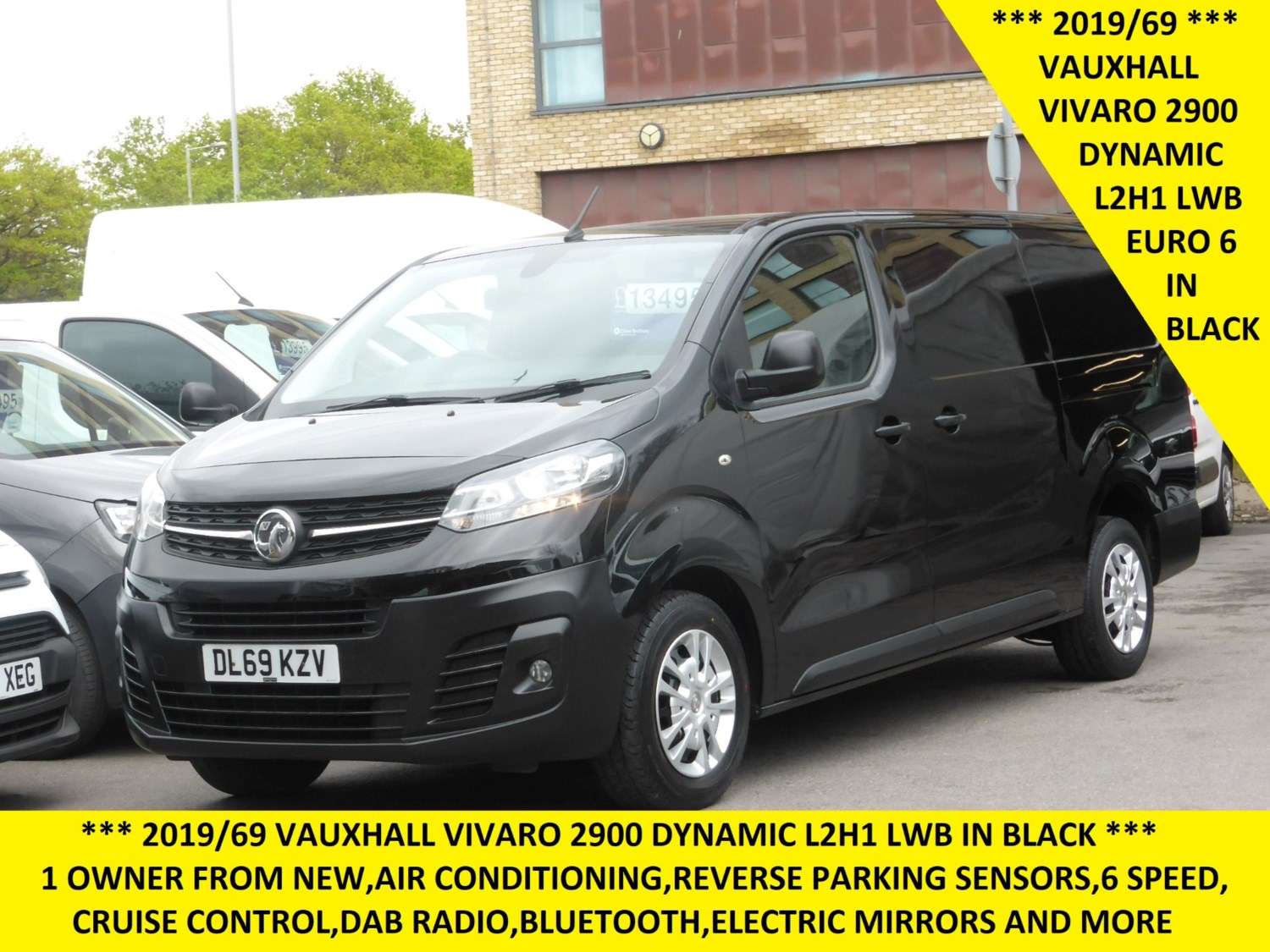 Vauxhall Vivaro Listing Image