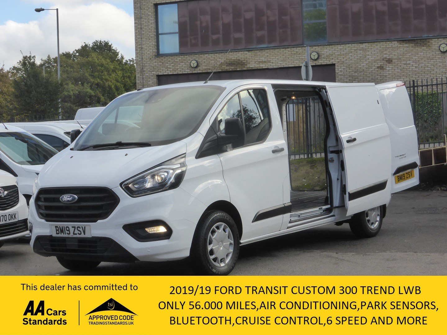 Ford Transit Custom Listing Image