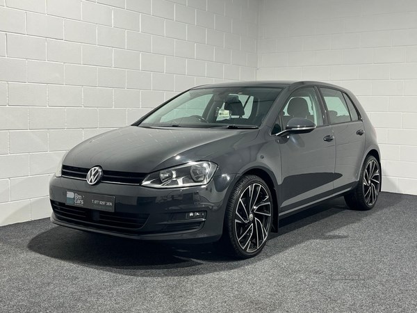 Volkswagen Golf Listing Image