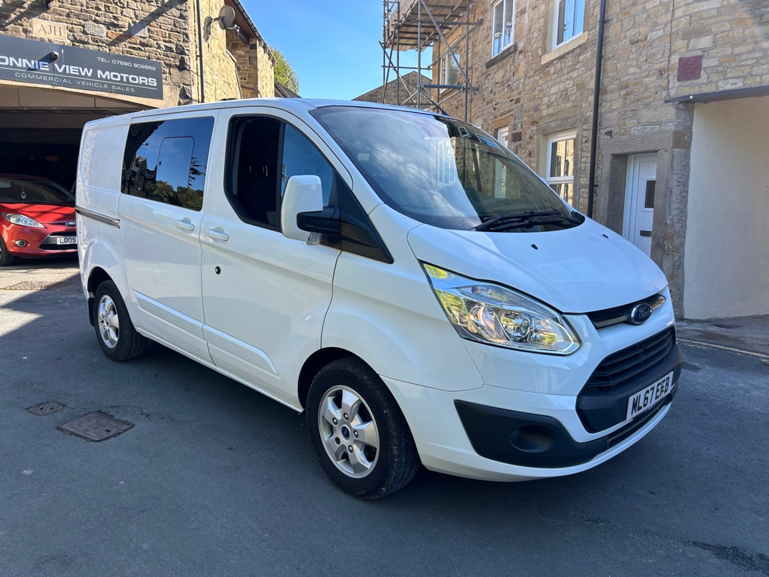 Ford Transit Custom Listing Image