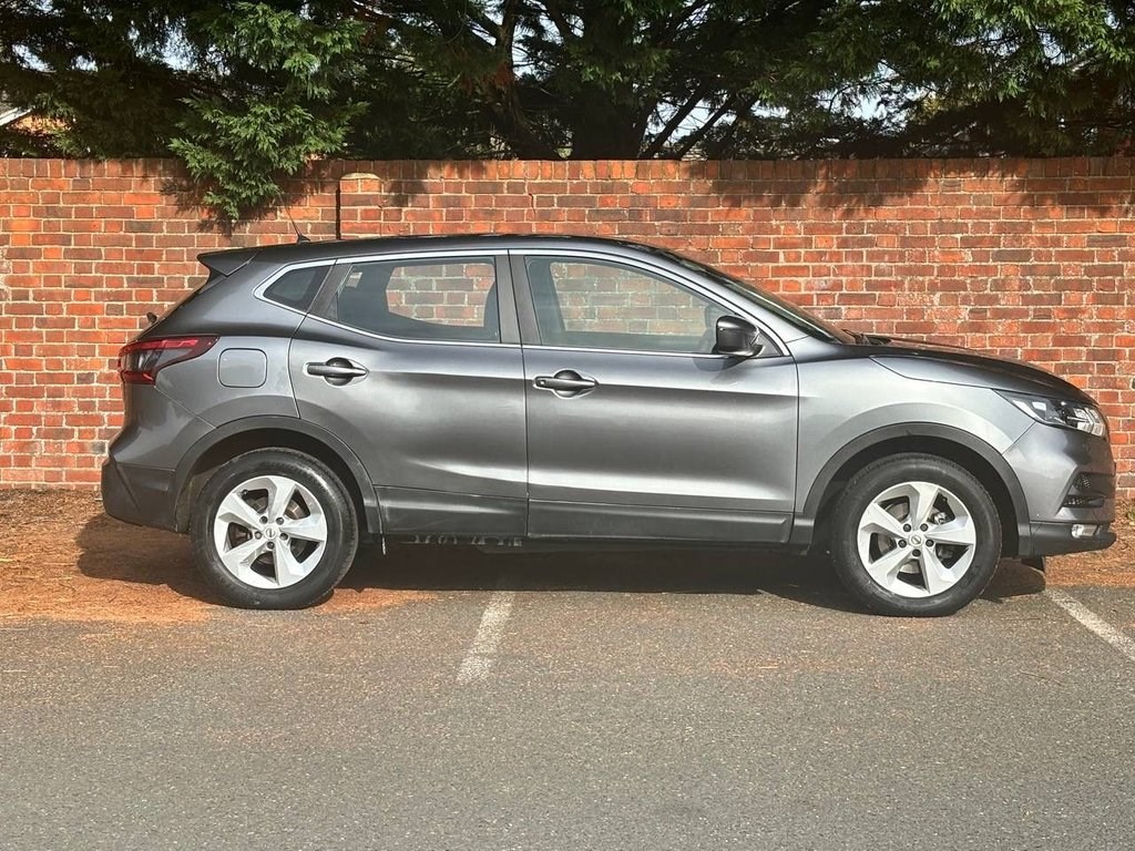 Nissan Qashqai Listing Image