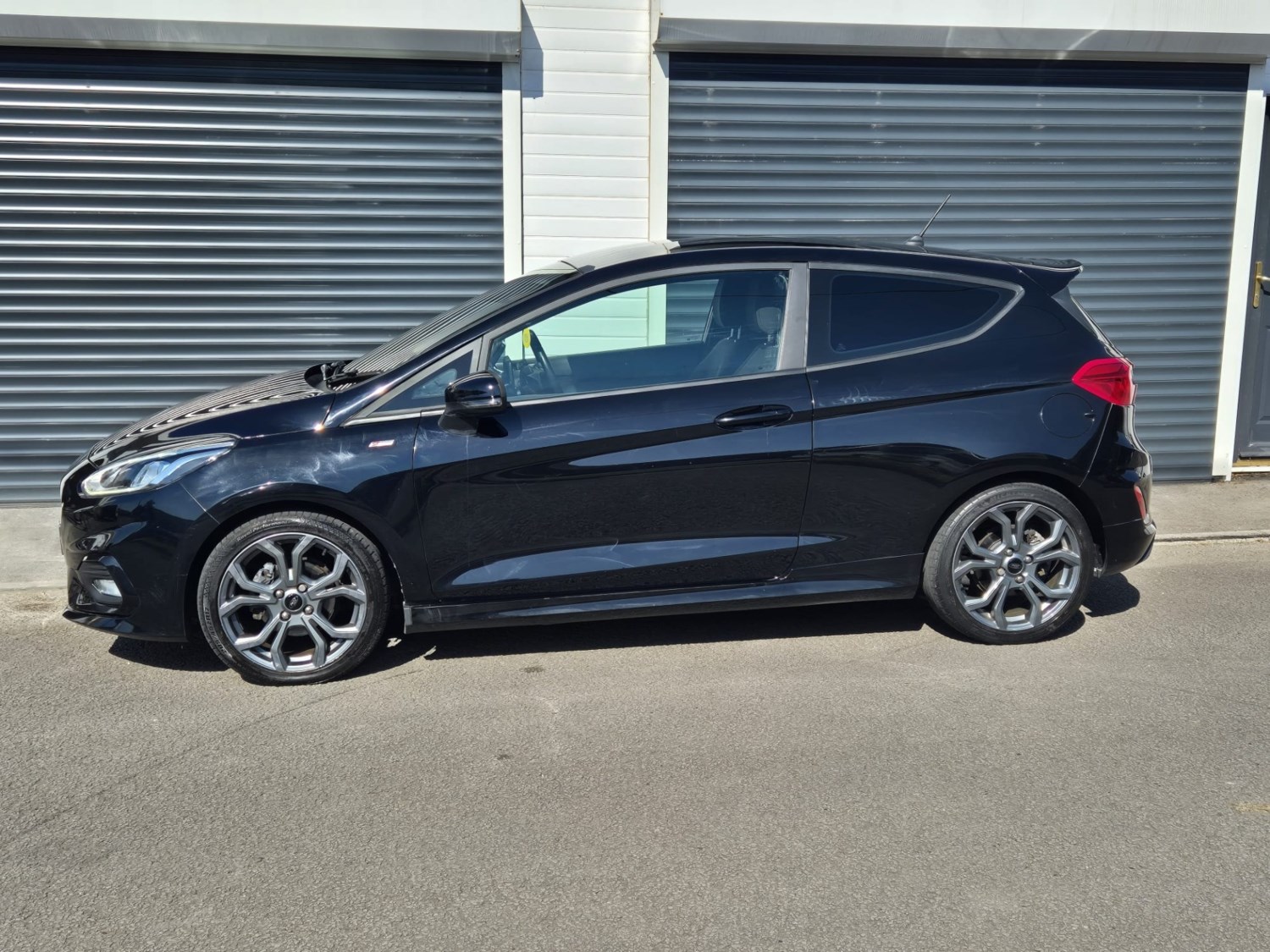 Ford Fiesta Listing Image