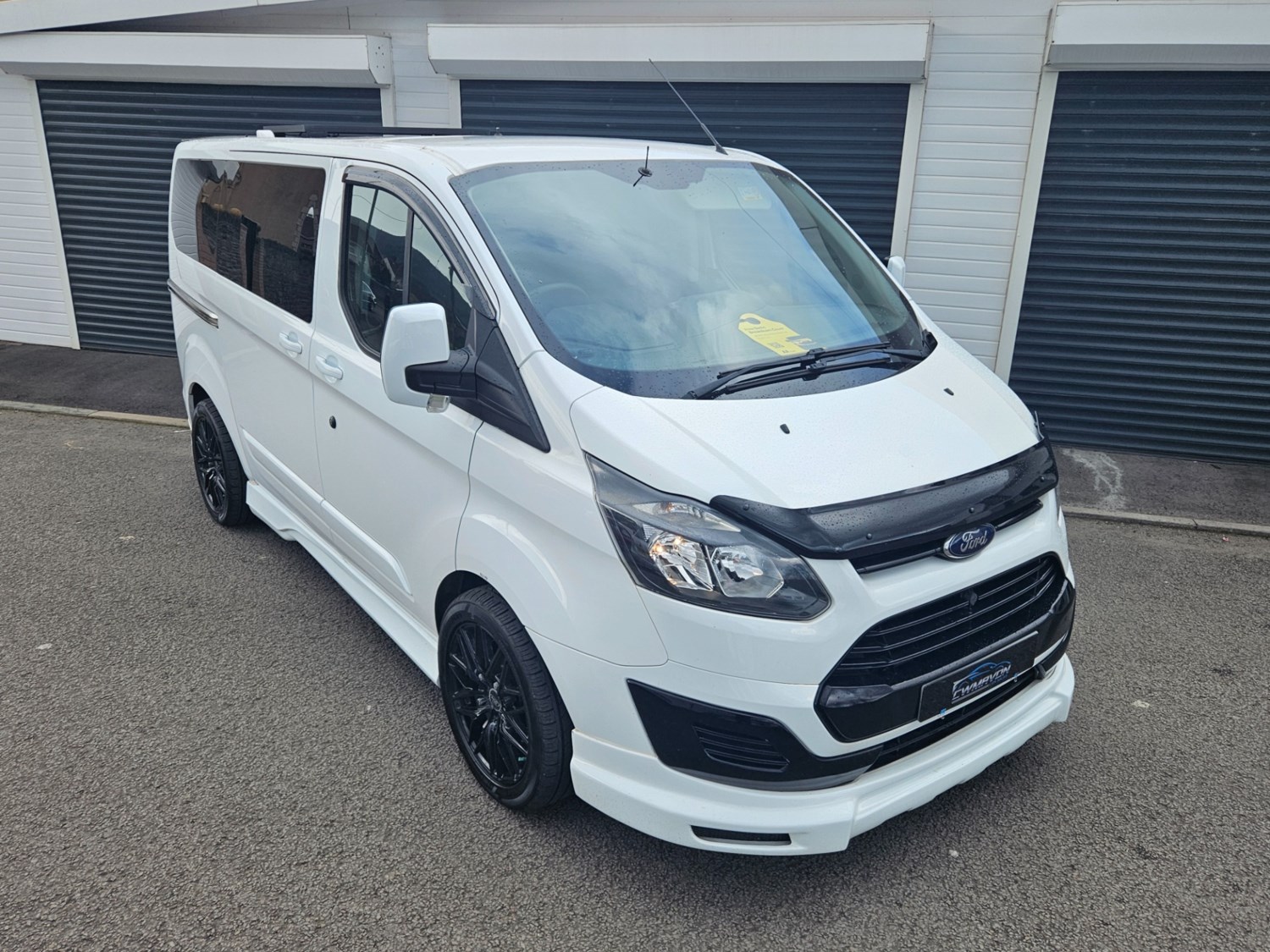 Ford Transit Custom Listing Image