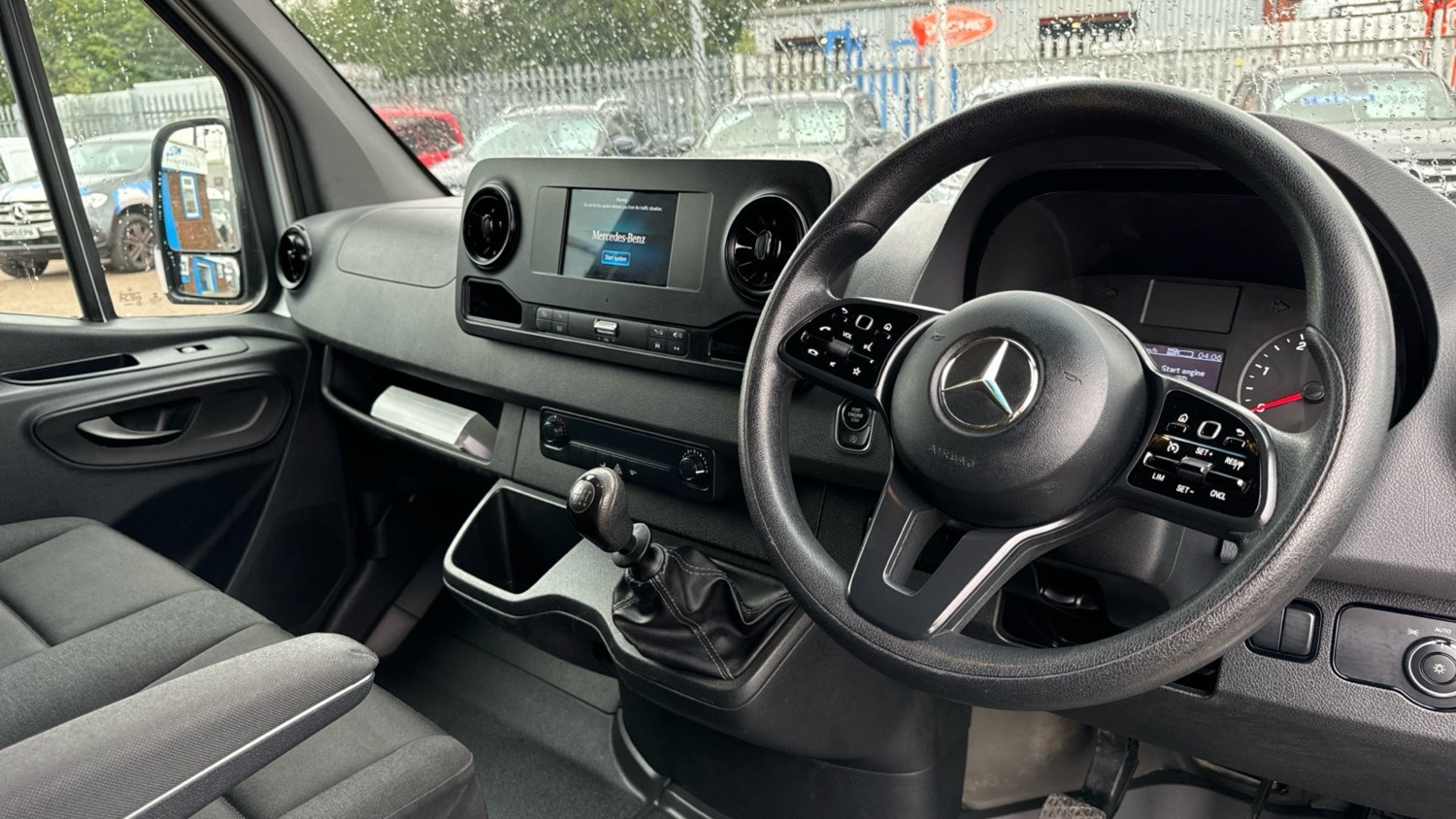 Mercedes-Benz Sprinter Listing Image