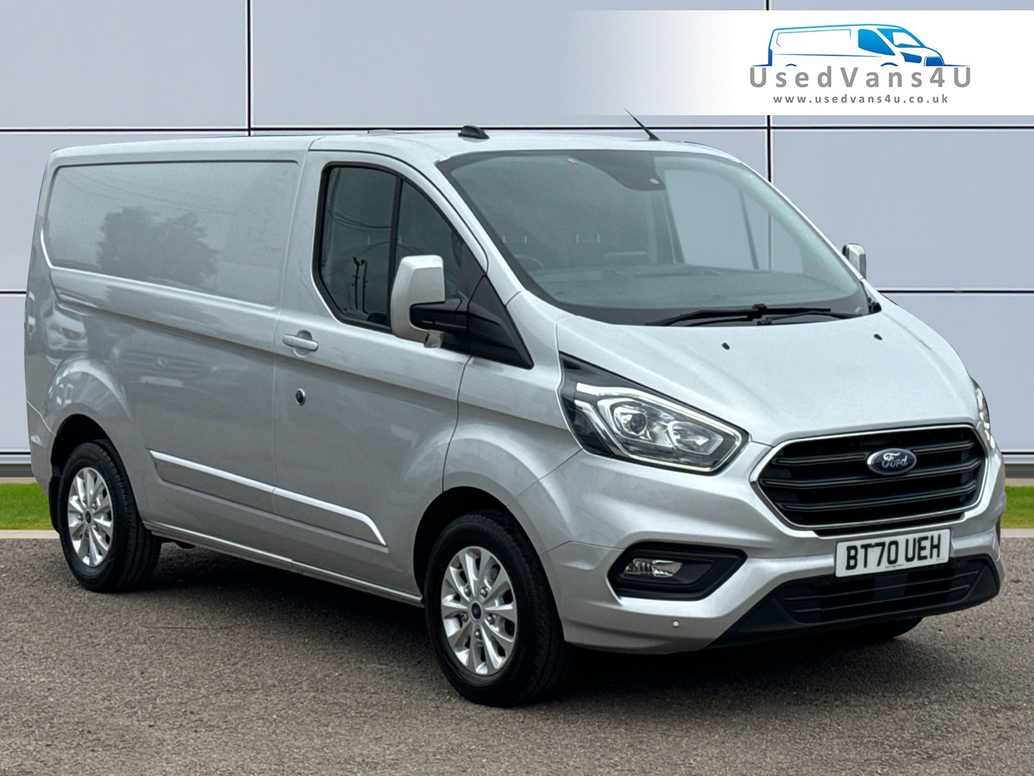 Ford Transit Custom Listing Image