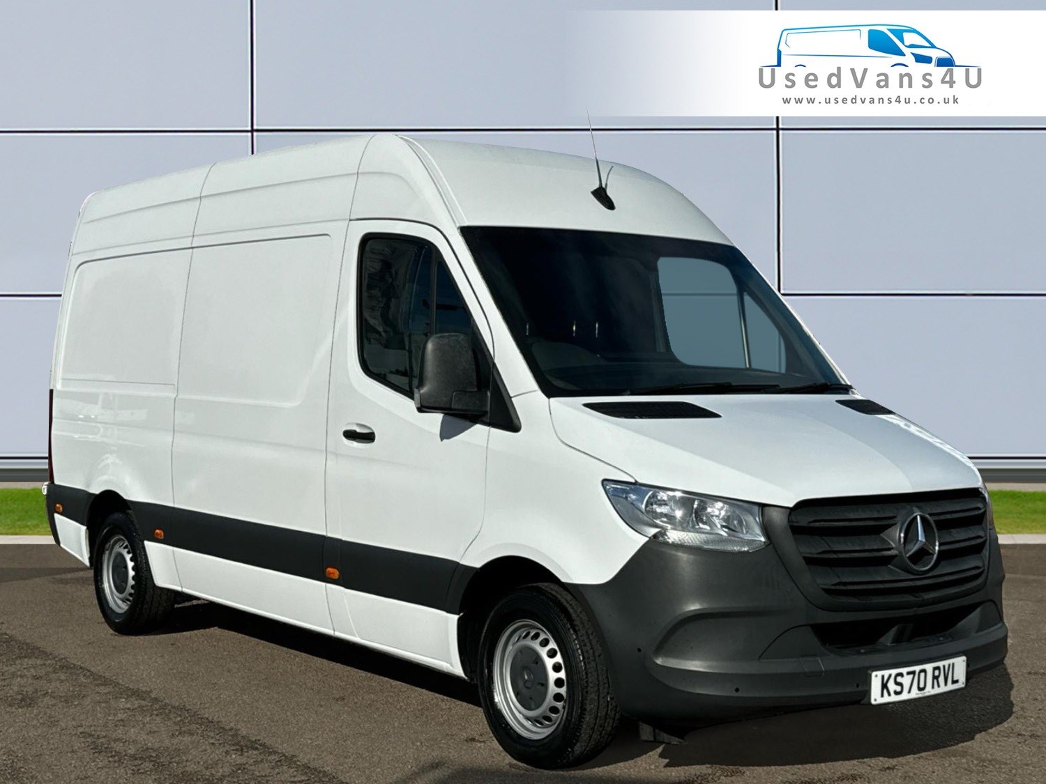 Mercedes-Benz Sprinter Listing Image