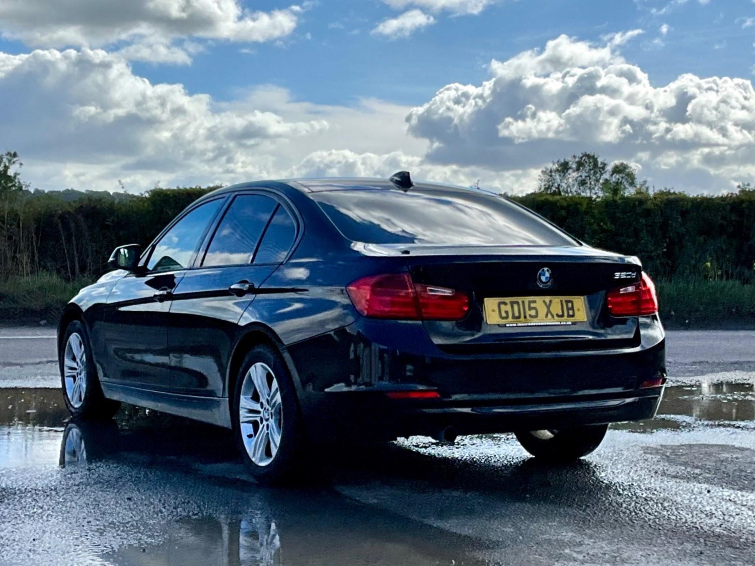 BMW 3 Series Listing Image