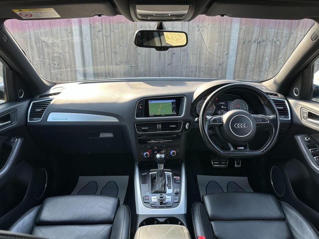 Audi Q5 Listing Image