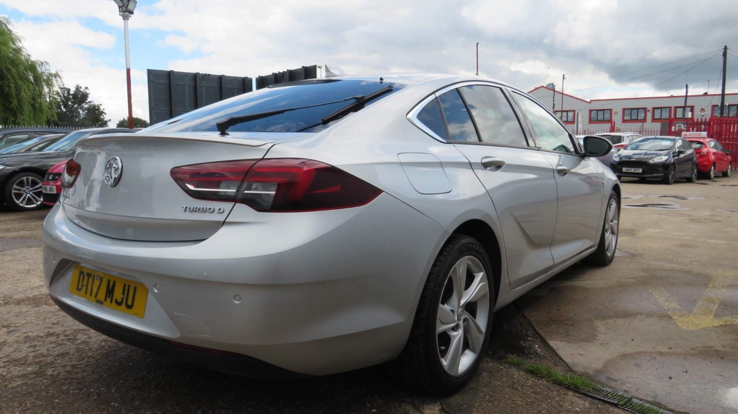 Vauxhall Insignia Listing Image