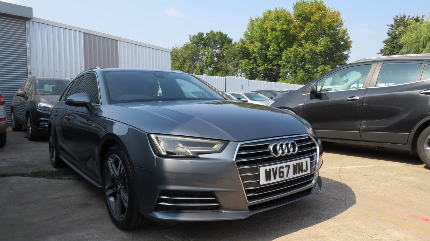 Audi A4 Avant Listing Image