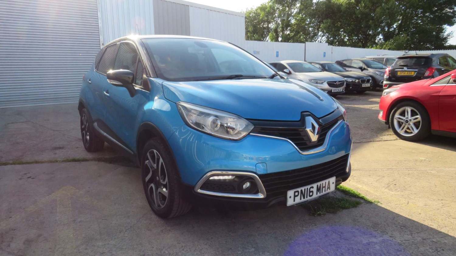 Renault Captur Listing Image