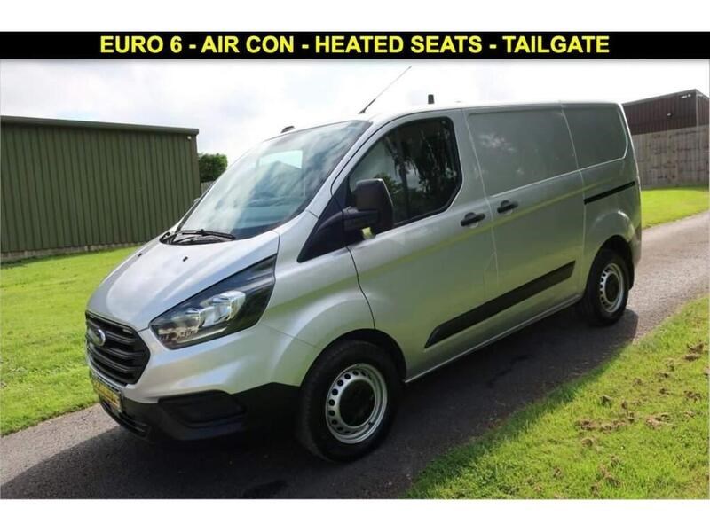 Ford Transit Custom Listing Image