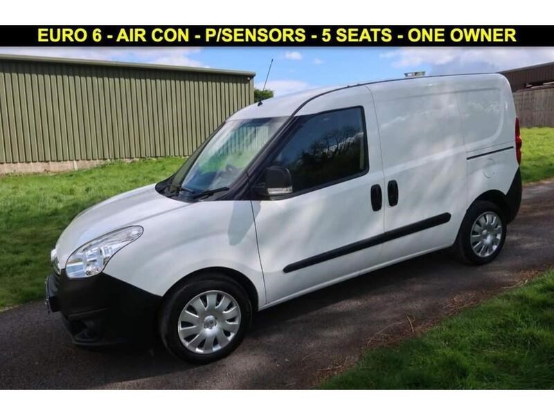 Vauxhall Combo Listing Image