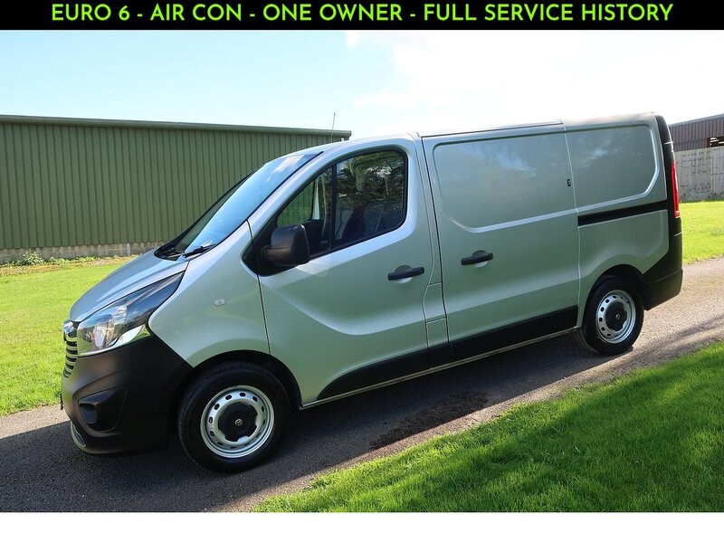 Vauxhall Vivaro Listing Image