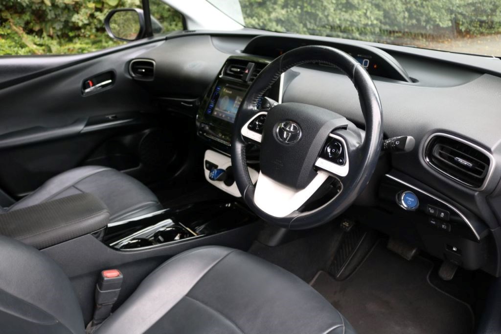 Toyota Prius Listing Image