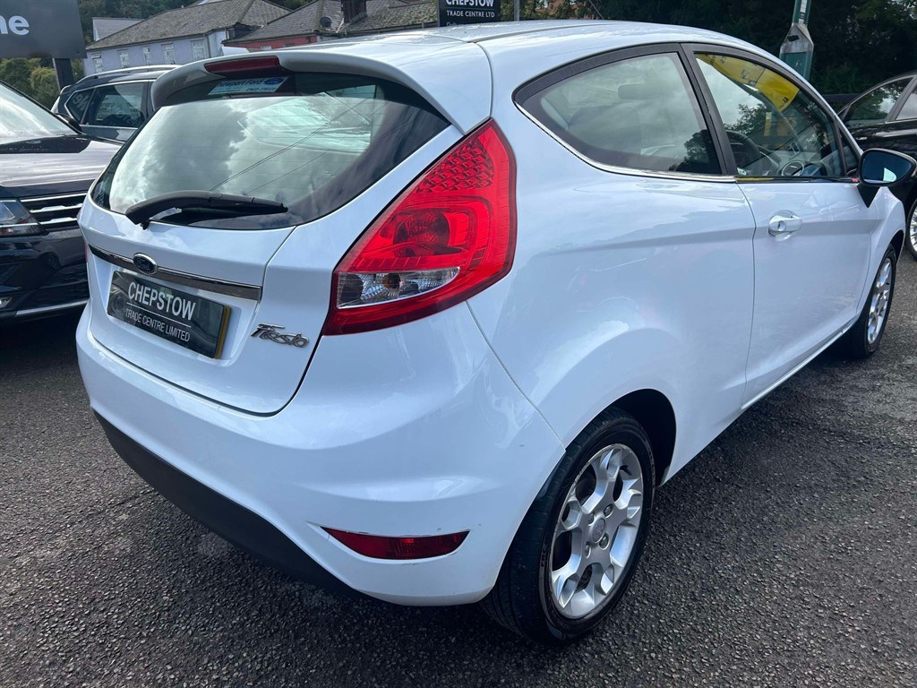 Ford Fiesta Listing Image