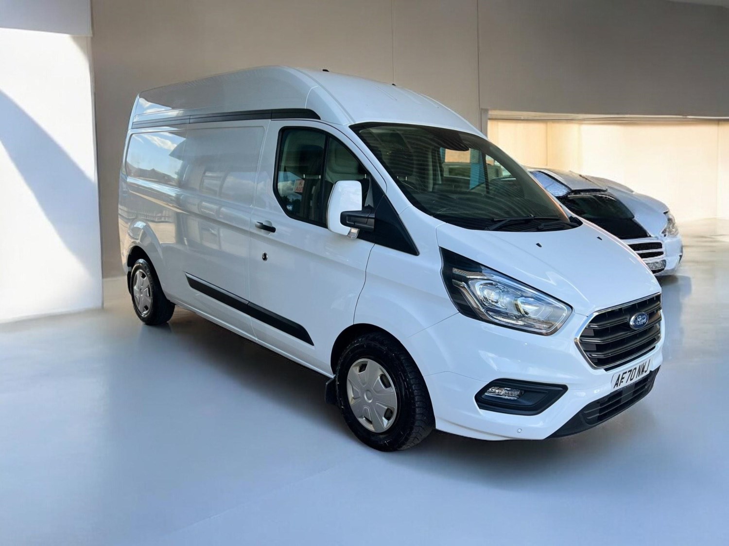 Ford Transit Custom Listing Image