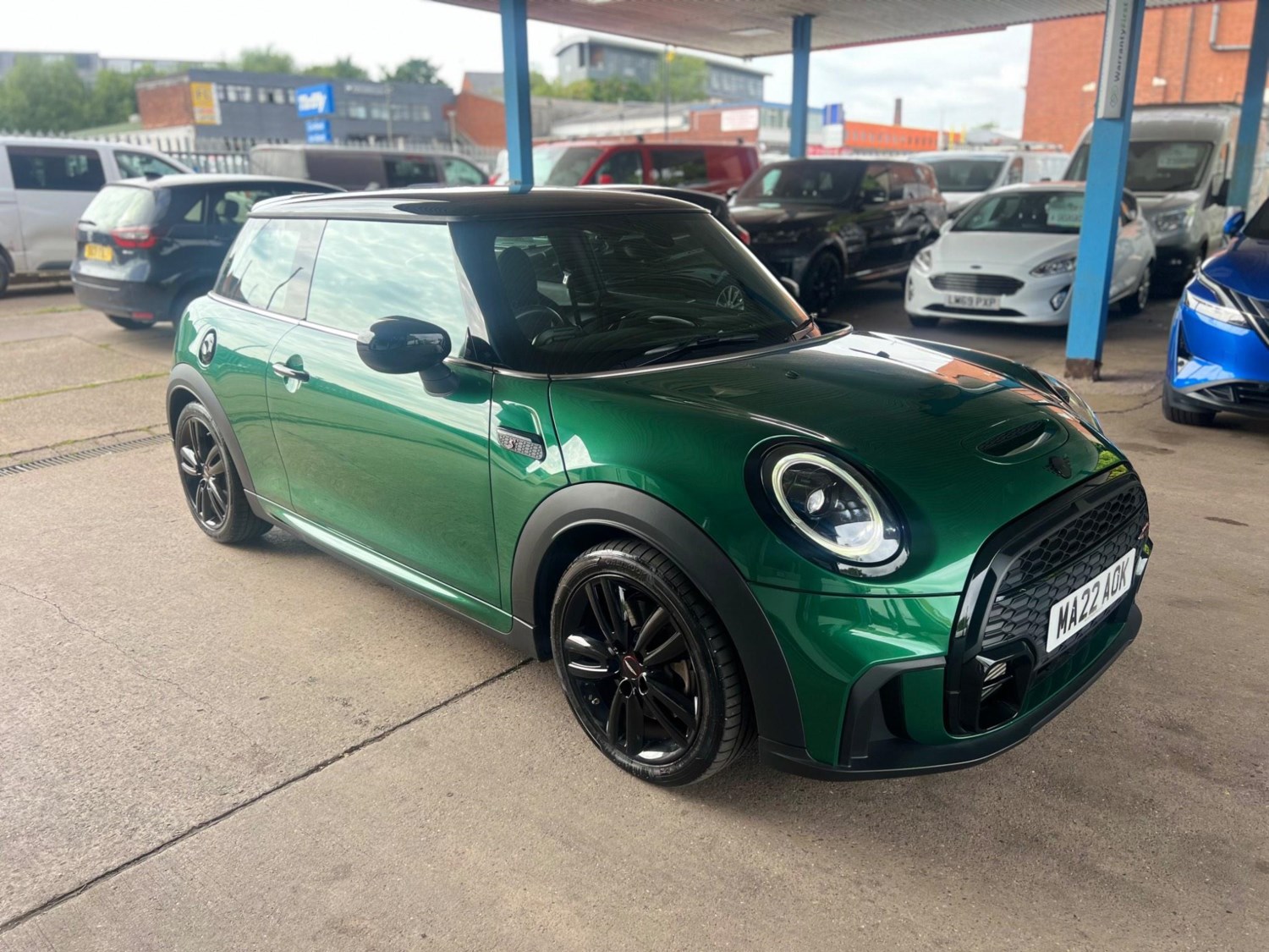 MINI Hatch Listing Image