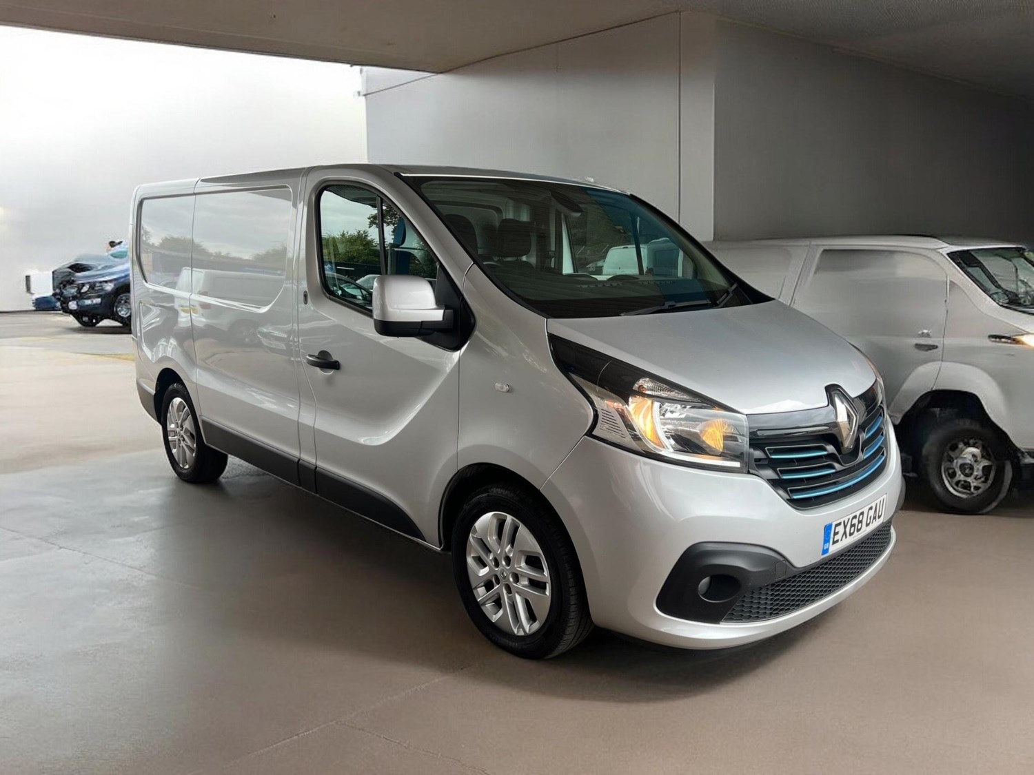 Renault Trafic Listing Image