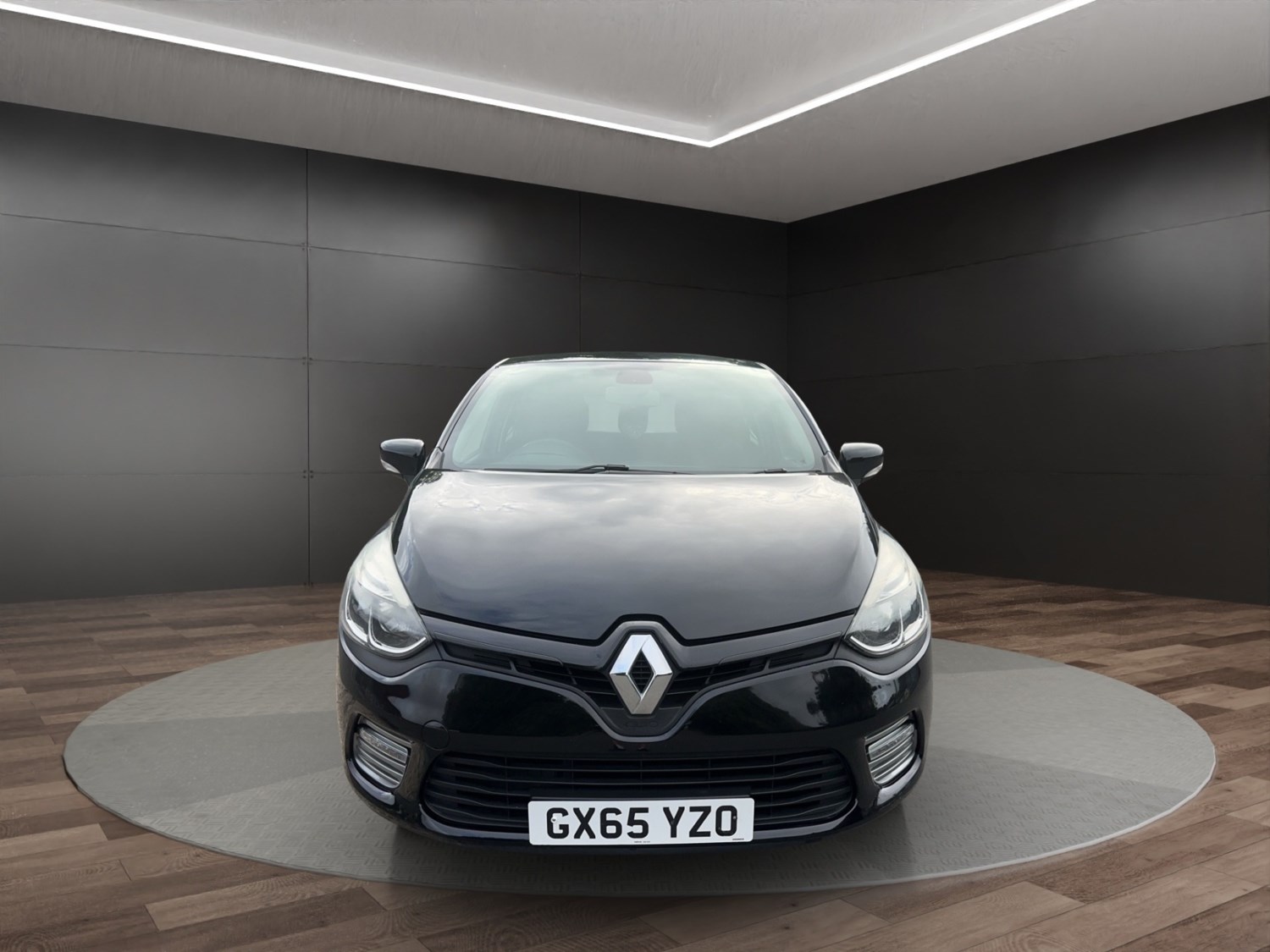 Renault Clio Listing Image