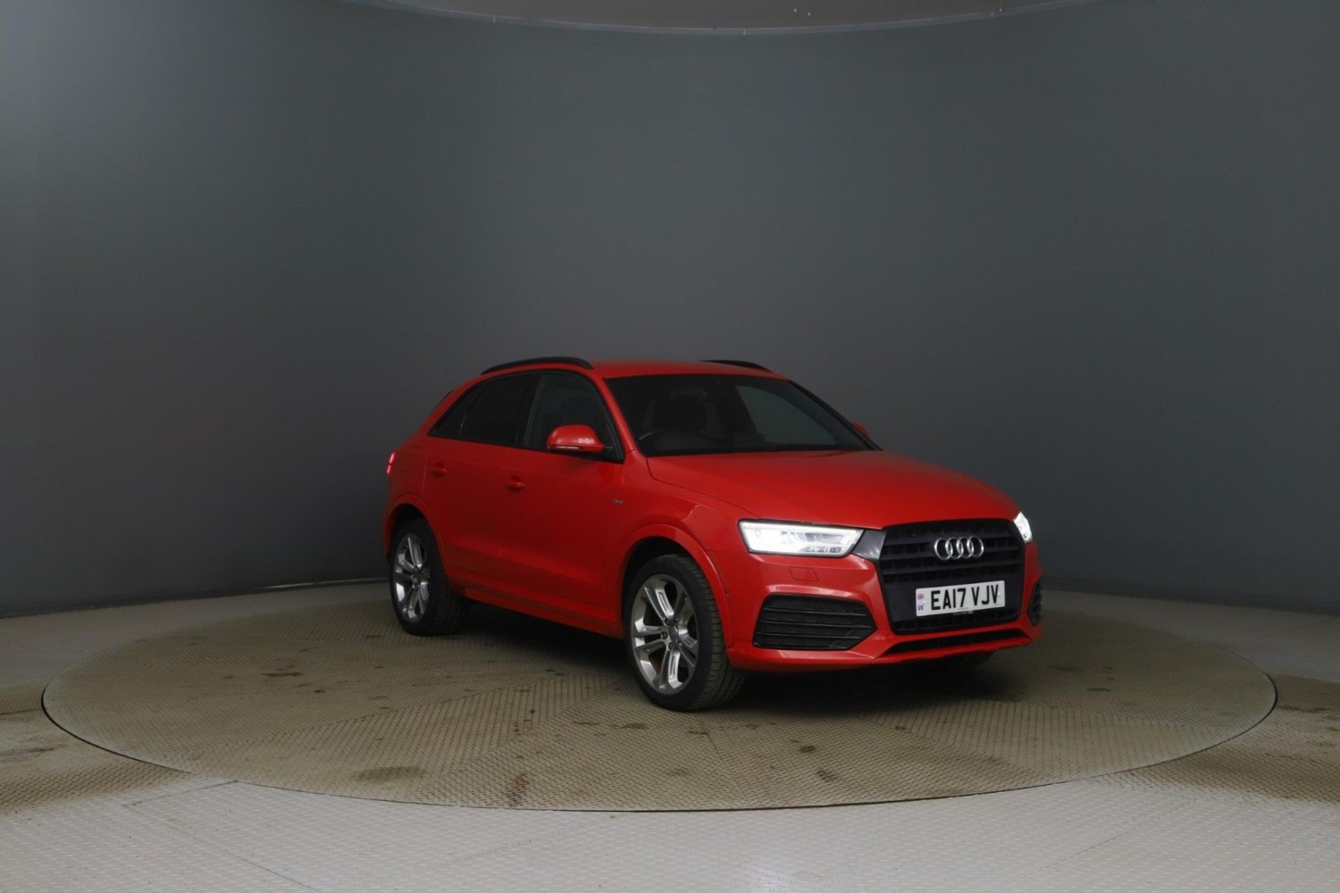 Audi Q3 Listing Image