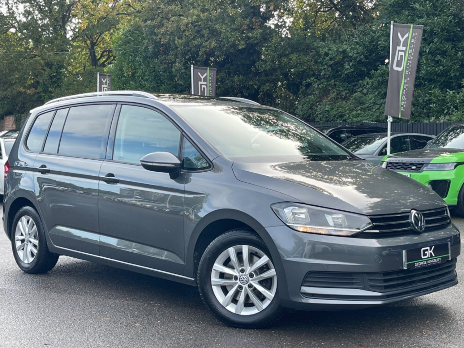 Volkswagen Touran Listing Image