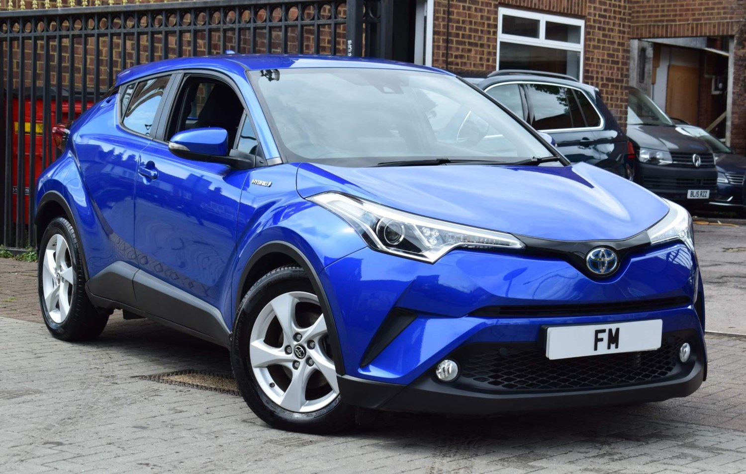 Toyota C-HR Listing Image