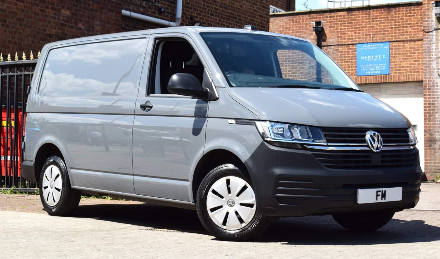 Volkswagen Transporter Listing Image