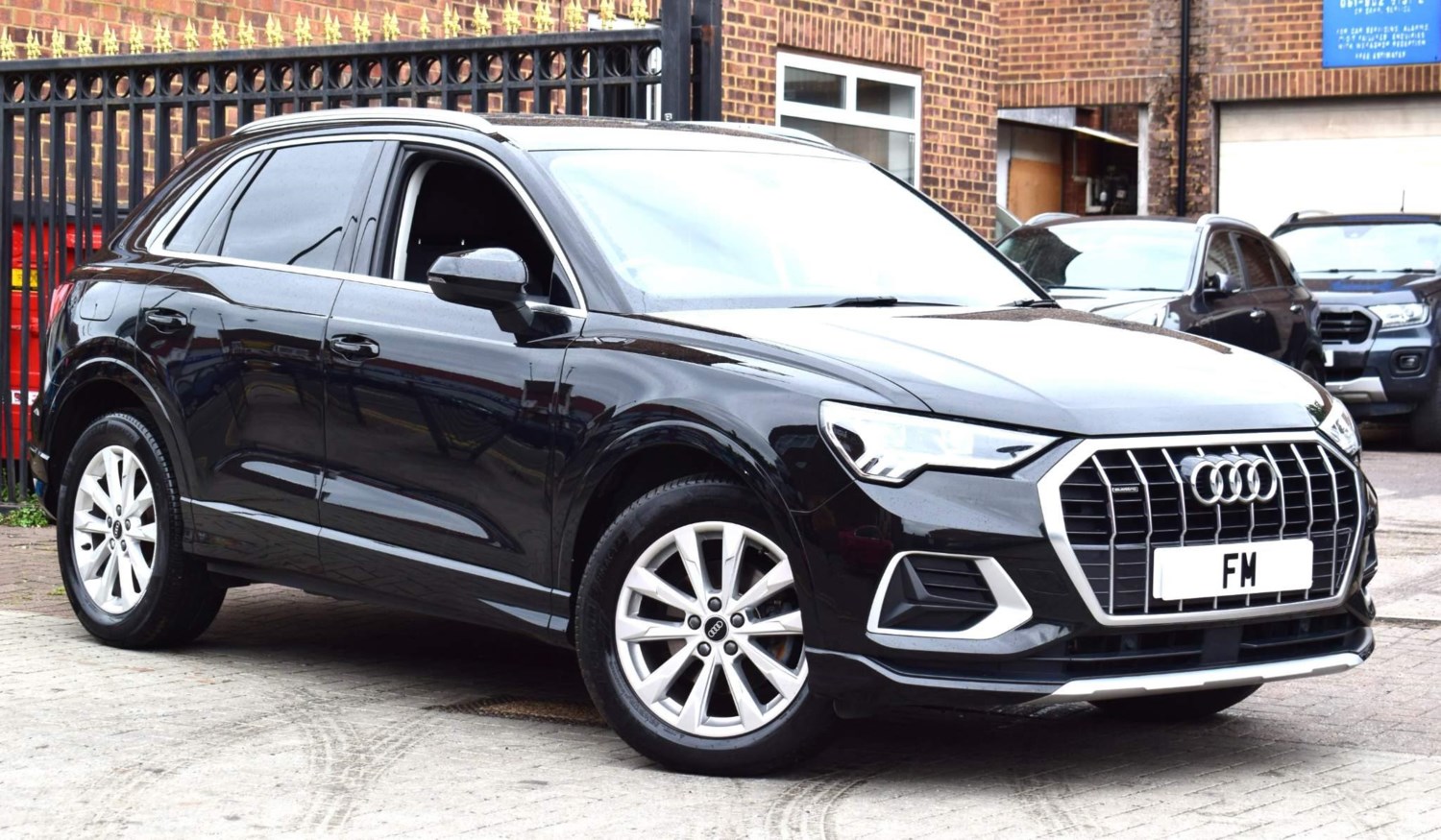 Audi Q3 Listing Image